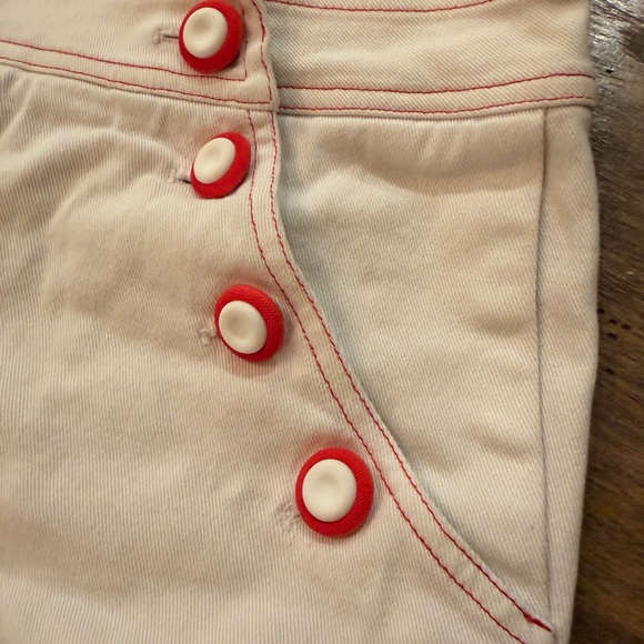 y2k Betsey Johnson Vintage High Waisted Button Shorts White Red Buttons - Picture 2 of 9